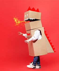 Bambini/e e ragazzi/e in biblioteca