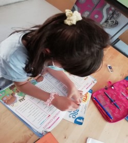 Vieni a fare i compiti con noi!