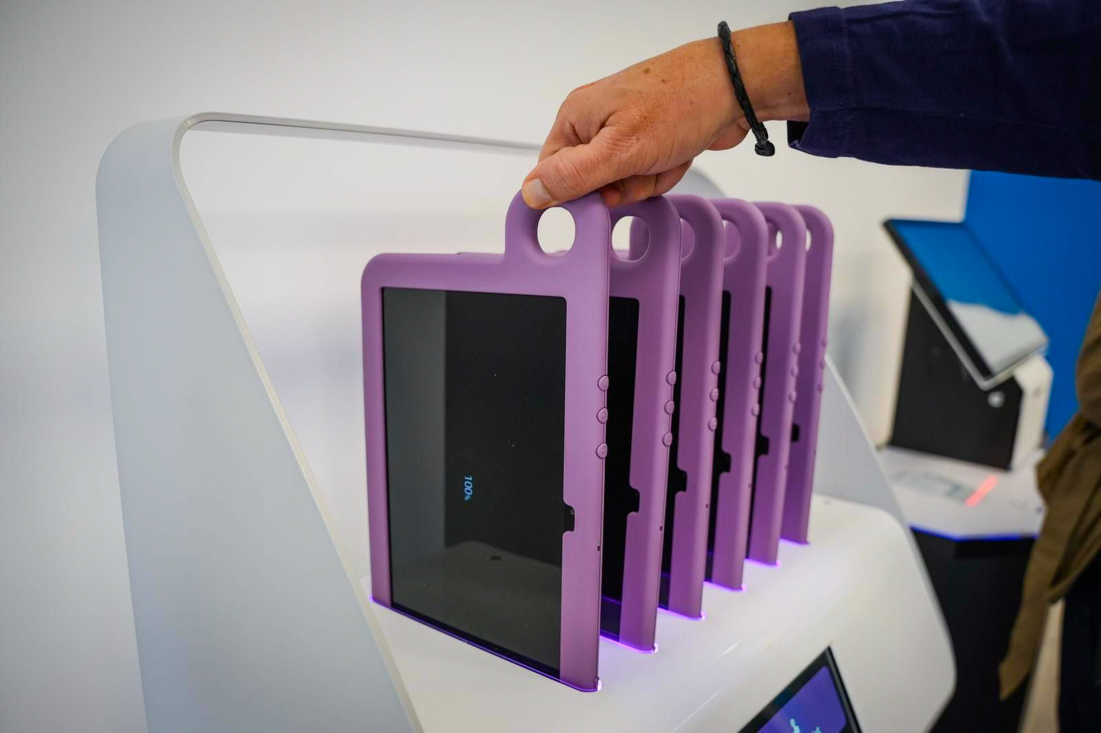 Hublet, un mondo digitale in biblioteca