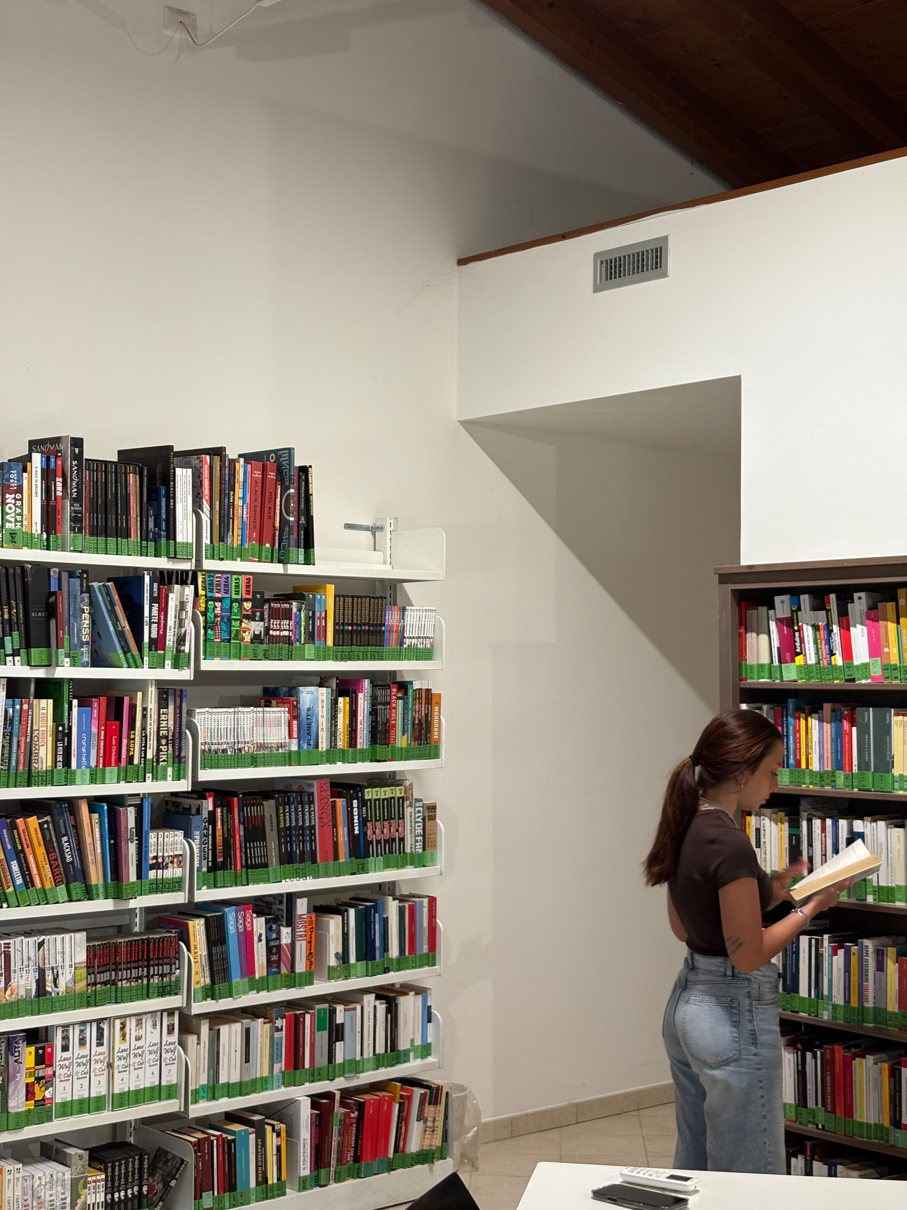 Biblioteca Galline Bianche presso via Sulbiate